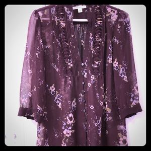 Three quarter sleeve floral blouse
